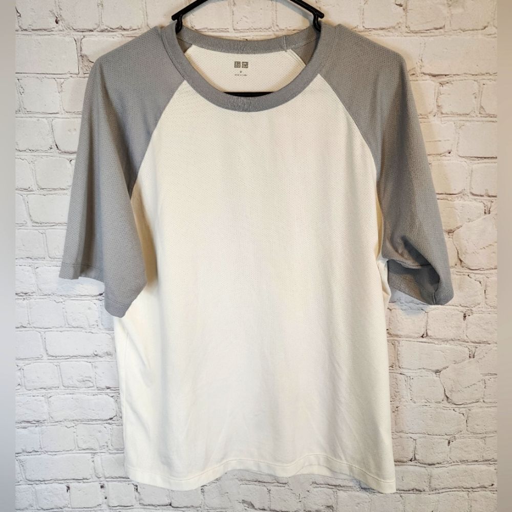 Men's Uniqlo shirt, size large